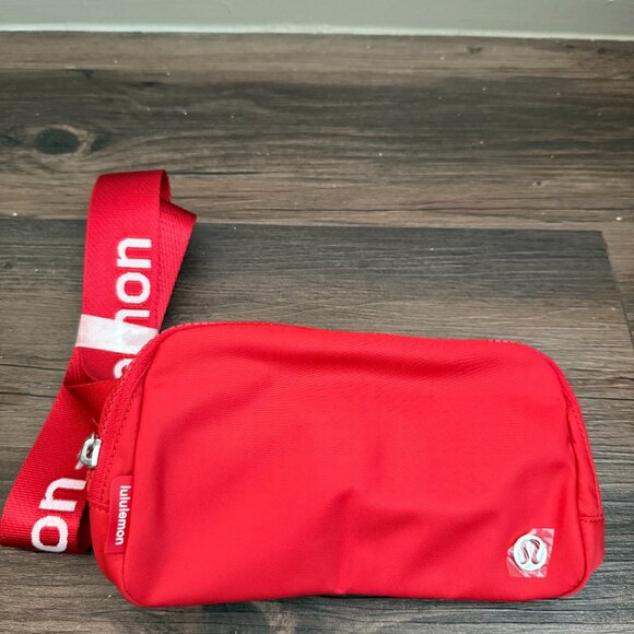 NWT Lululemon Everywhere Belt Bag *Wordmark* - Red - Picture 1 of 9